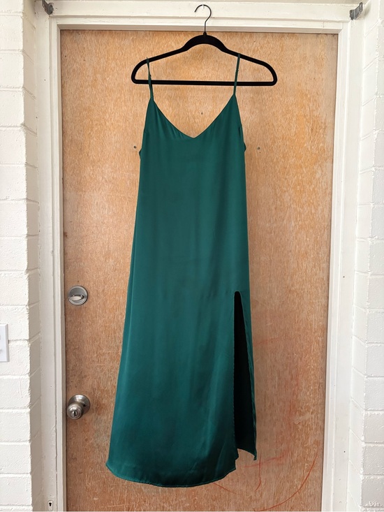 Reformation Dresses & Skirts - Reformation Emerald Green Slip Dress with Side Slit 100% Silk